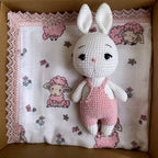 Deluxe Lamb Muslin Baby Gift Box