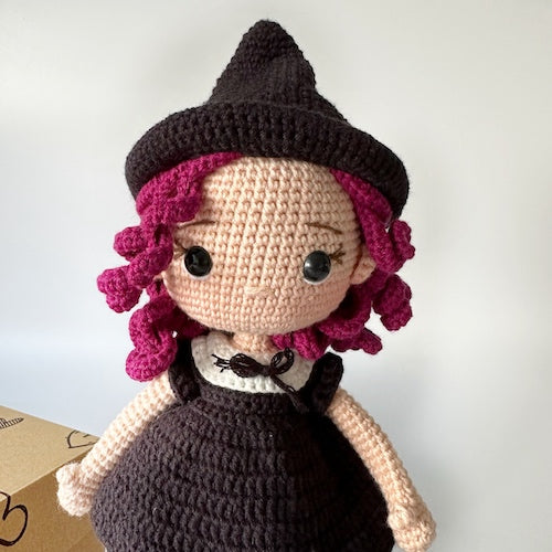 Halloween Witch Annabella